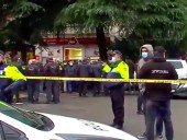 Захват заложников в Тбилиси: неизвестный удерживает 9 человек Захват заложников в Тбилиси: неизвестный удерживает 9 человек