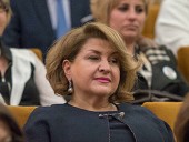 От COVID-19 умерла жена экс-президента Армении От COVID-19 умерла жена экс-президента Армении