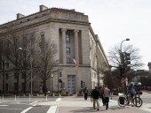 Минюст США обвинил китайского сотрудника Zoom в травле и передачи личных данных Минюст США обвинил китайского сотрудника Zoom в травле и передачи личных данных