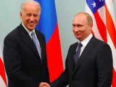 Путин поздравил Байдена с победой на президентских выборах в США Путин поздравил Байдена с победой на президентских выборах в США