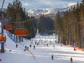 Закрытые из-за пандемии чешские горнолыжные курорты, подверглись штурму туристов Закрытые из-за пандемии чешские горнолыжные курорты, подверглись штурму туристов