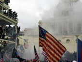 Импичмент Трампа: демократы показали новые кадры штурма Капитолия Импичмент Трампа: демократы показали новые кадры штурма Капитолия