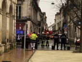 Во французском Бордо прогремел взрыв: первые кадры с места происшествия Во французском Бордо прогремел взрыв: первые кадры с места происшествия