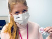 Дочь Билла Гейтса вакцинировался от COVID-19 Дочь Билла Гейтса вакцинировался от COVID-19