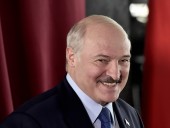 Лукашенко и его окружение зарабатывают на контрабанде сигарет в РФ и ЕС — расследование Лукашенко и его окружение зарабатывают на контрабанде сигарет в РФ и ЕС — расследование