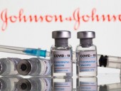 Johnson & Johnson начнет поставки вакцины от коронавируса в Европу с 19 апреля Johnson & Johnson начнет поставки вакцины от коронавируса в Европу с 19 апреля