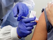 Семьи привитых медиков заражаются COVID-19 гораздо реже, чем непривитых: исследование Семьи привитых медиков заражаются COVID-19 гораздо реже, чем непривитых: исследование