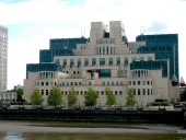 Глава британской разведки назвал Россию объективно слабеющей страной Глава британской разведки назвал Россию объективно слабеющей страной