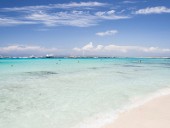 В Испании школьники учатся на берегу моря В Испании школьники учатся на берегу моря