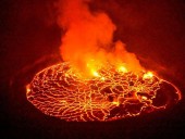 В Конго происходит вивереження одного из самых активных вулканов мира В Конго происходит вивереження одного из самых активных вулканов мира