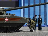 В Москве во время репетиции парада ко Дню Победы задержали четверых человек В Москве во время репетиции парада ко Дню Победы задержали четверых человек