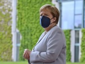 Меркель повторно вакцинировалась от COVID-19 препаратом Moderna Меркель повторно вакцинировалась от COVID-19 препаратом Moderna