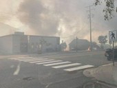 Лесной пожар уничтожил небольшой городок на западе Канады после нескольких дней рекордной жары Лесной пожар уничтожил небольшой городок на западе Канады после нескольких дней рекордной жары