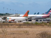 Грузовой Boeing 737 упал в океан у Гавайских островов Грузовой Boeing 737 упал в океан у Гавайских островов