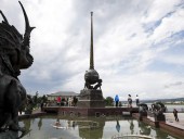 В Туве власти запретили жителям выходить на улицу из-за резкого роста числа заболевших COVID-19 В Туве власти запретили жителям выходить на улицу из-за резкого роста числа заболевших COVID-19
