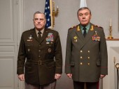 Главы военных штабов США и России провели встречу: обсуждались вопросы поддержки борьбы с терроризмом Главы военных штабов США и России провели встречу: обсуждались вопросы поддержки борьбы с терроризмом