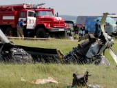 В России пассажирский самолет совершил жесткую посадку в тайге, есть пострадавшие В России пассажирский самолет совершил жесткую посадку в тайге, есть пострадавшие