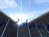 К середине следующего года ЕС передаст третьим странам 200 млн доз вакцины от COVID-19 К середине следующего года ЕС передаст третьим странам 200 млн доз вакцины от COVID-19
