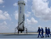 Корабль New Shepard компании Blue Origin выполнил второй пилотируемый полет в космос Корабль New Shepard компании Blue Origin выполнил второй пилотируемый полет в космос