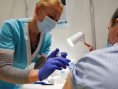 Латвия разрешила предприятиям увольнять невакцинированных работников Латвия разрешила предприятиям увольнять невакцинированных работников