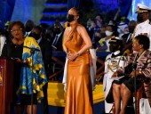 Барбадос празднует выход из-под власти британской короны: Rihanna объявили ​​национальным героем