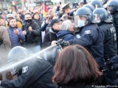 Коронавирус: в немецком Лейпциге полиция разогнала противников карантинных ограничений