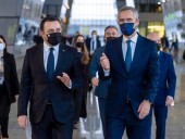 Генсек НАТО повторил РФ: Украина и Грузия имеют право выбирать собственные альянсы, а сферы влияния - уже история Генсек НАТО повторил РФ: Украина и Грузия имеют право выбирать собственные альянсы, а сферы влияния - уже история