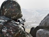 Армения сообщила о гибели военного на границе с Азербайджаном