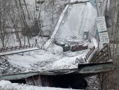 Прямо перед визитом Байдена: в американском Питтсбурге обрушился мост, три человека госпитализированы Прямо перед визитом Байдена: в американском Питтсбурге обрушился мост, три человека госпитализированы