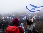 Израильские националисты устроили акцию протеста против эвакуации поселений на Западном берегу