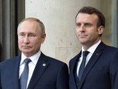 Президент Франции Макрон пообещал провести телефонные переговоры с Путиным по Украине в пятницу Президент Франции Макрон пообещал провести телефонные переговоры с Путиным по Украине в пятницу